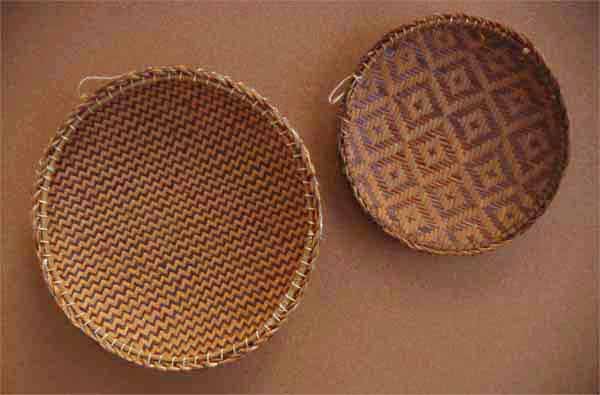 baskets photo