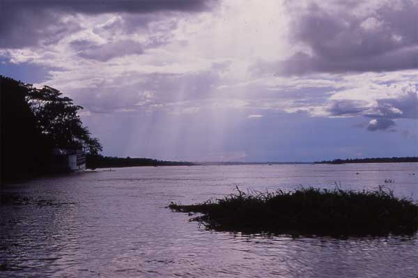 river boat photo